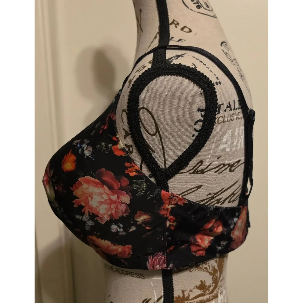 Torrid Dream Wire Free Lightly Lined Microfiber Bra Black Popery Floral 38DD